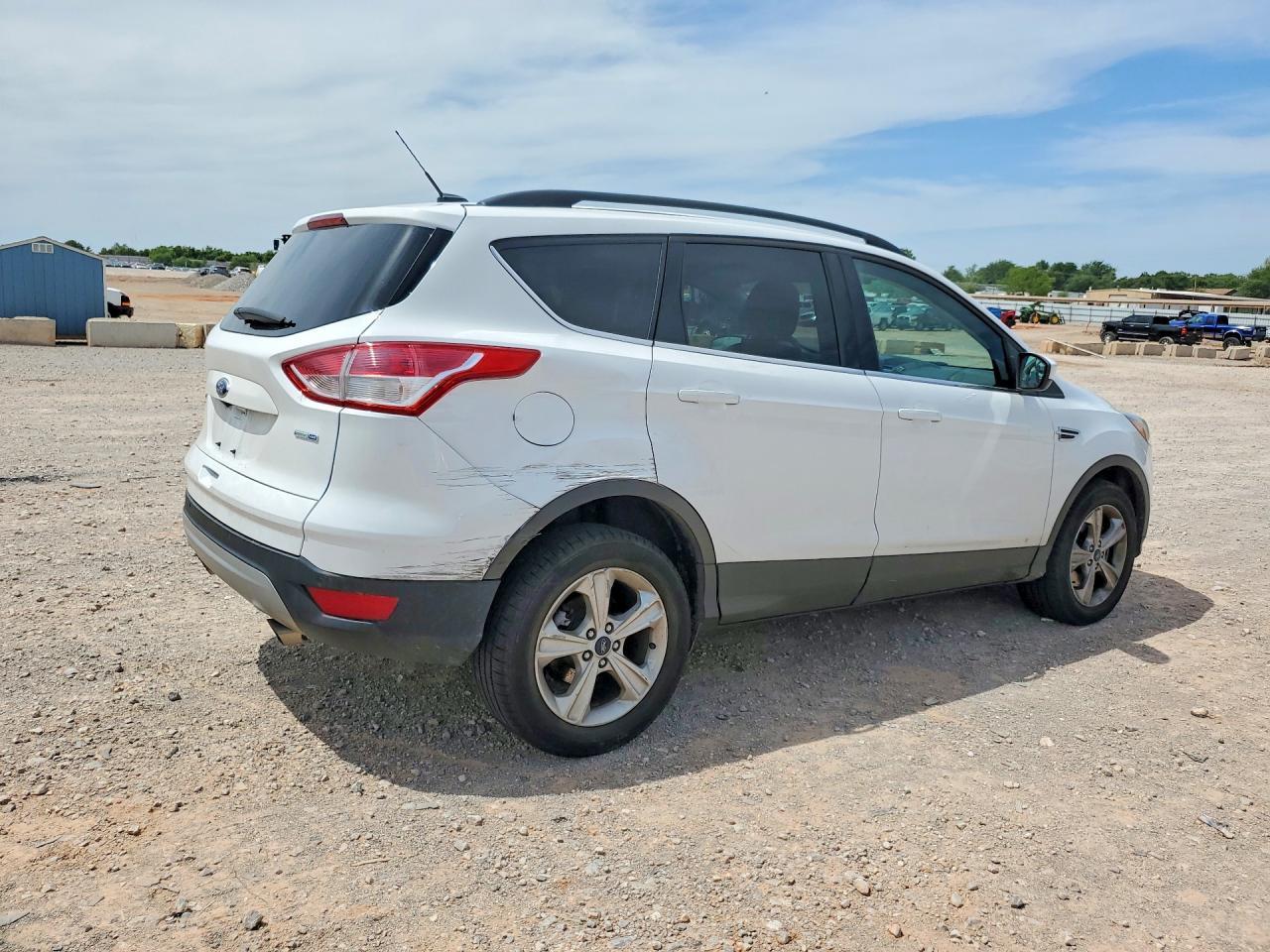 2016 Ford Escape Se - Фото 3