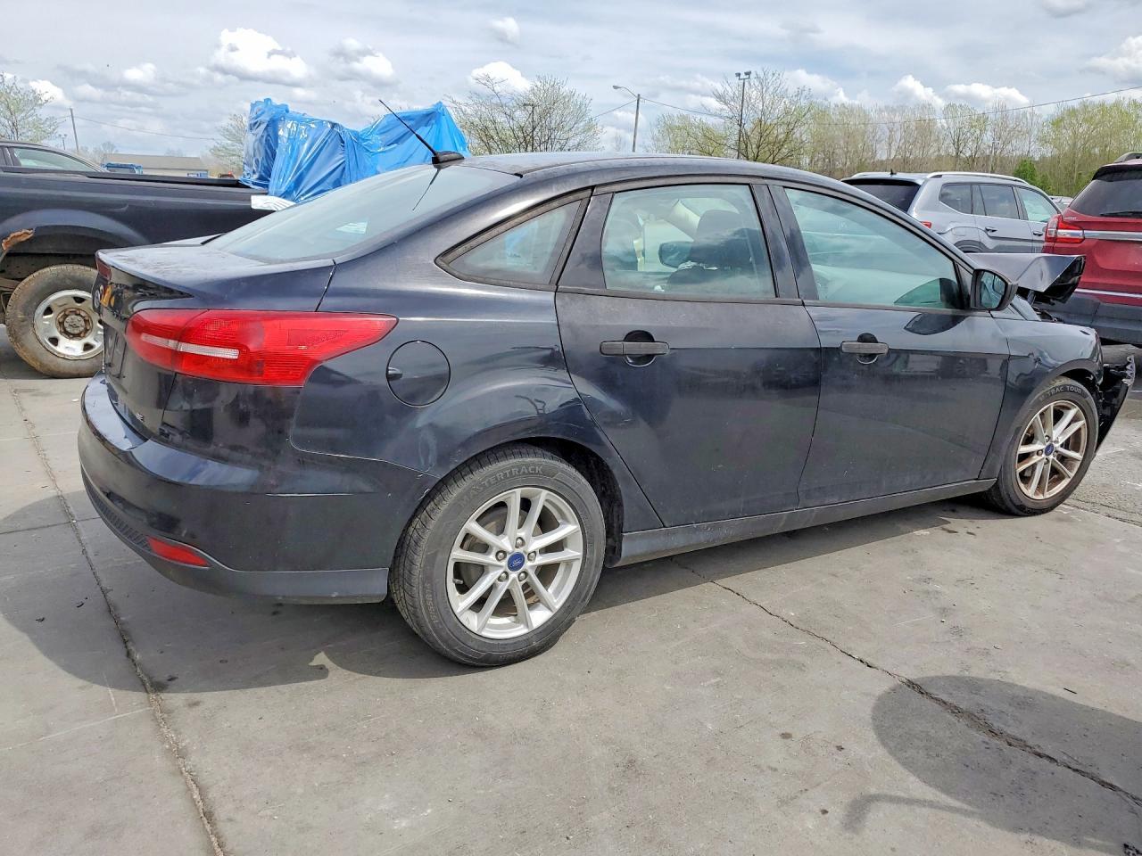 2017 Ford Focus Se - Image 3
