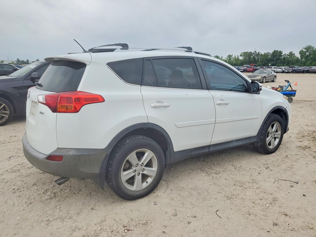 2013 Toyota Rav4 Xle - Фото 3