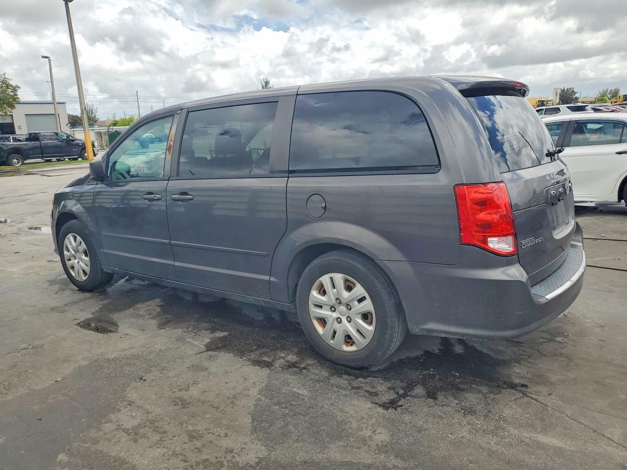 2015 Dodge Grand Caravan Se - Фото 2