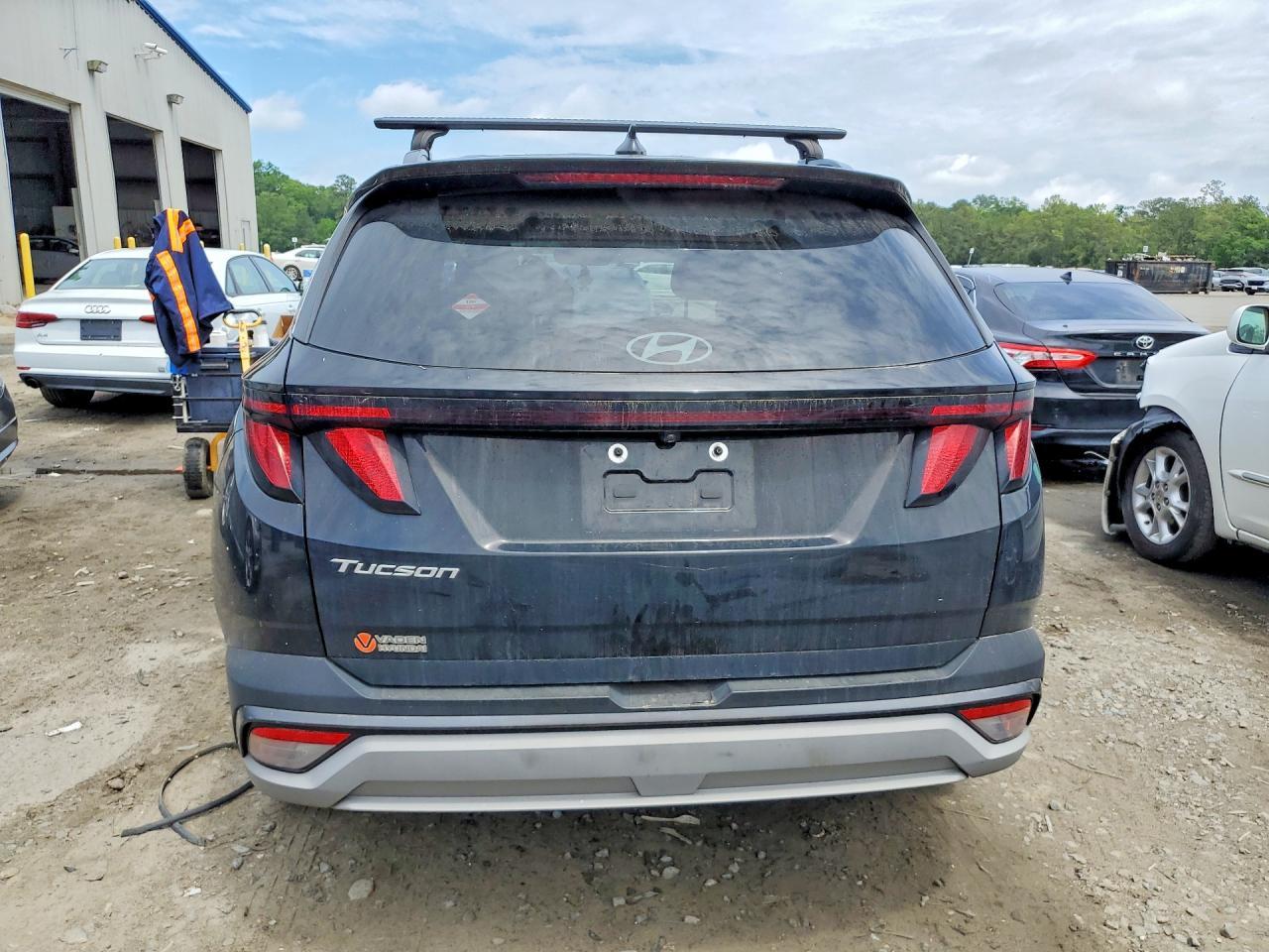 2025 Hyundai Tucson Sel - Image 6