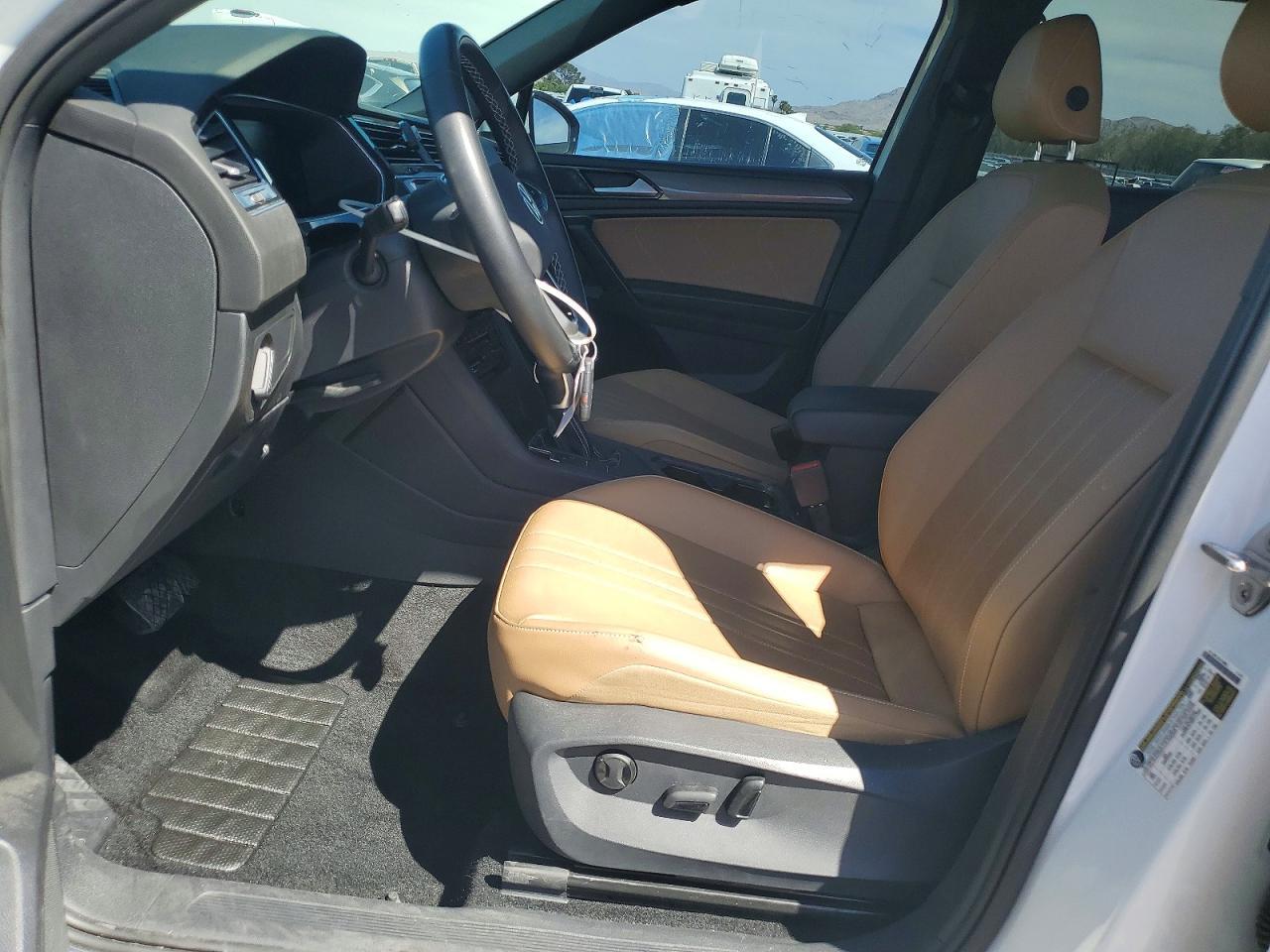 2022 Volkswagen Tiguan Se - Image 7
