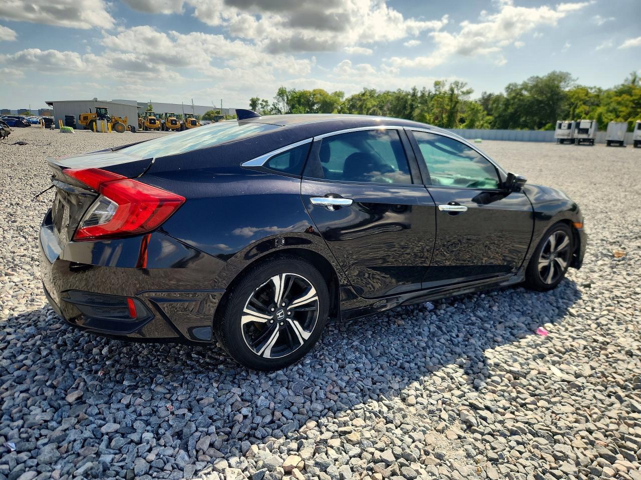2016 Honda Civic Touring - Фото 5