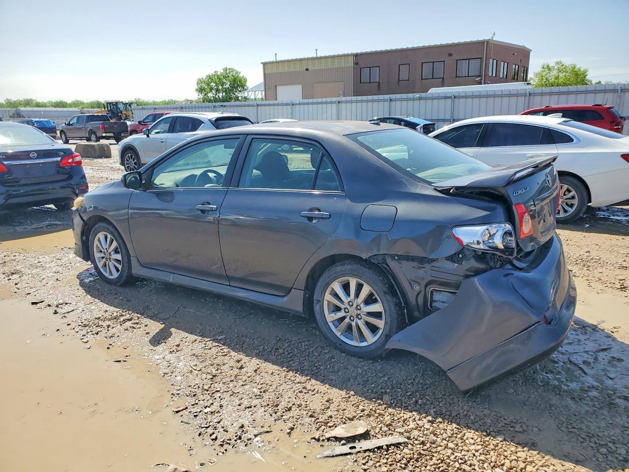2010 Toyota Corolla S - Фото 2