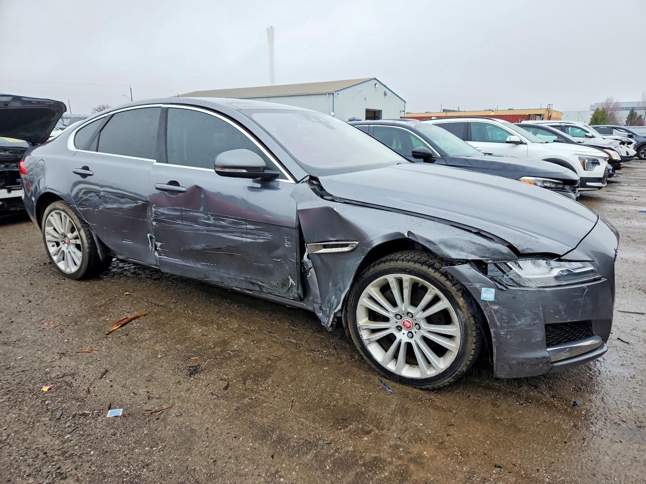 2017 Jaguar Xf Prestige - Фото 4