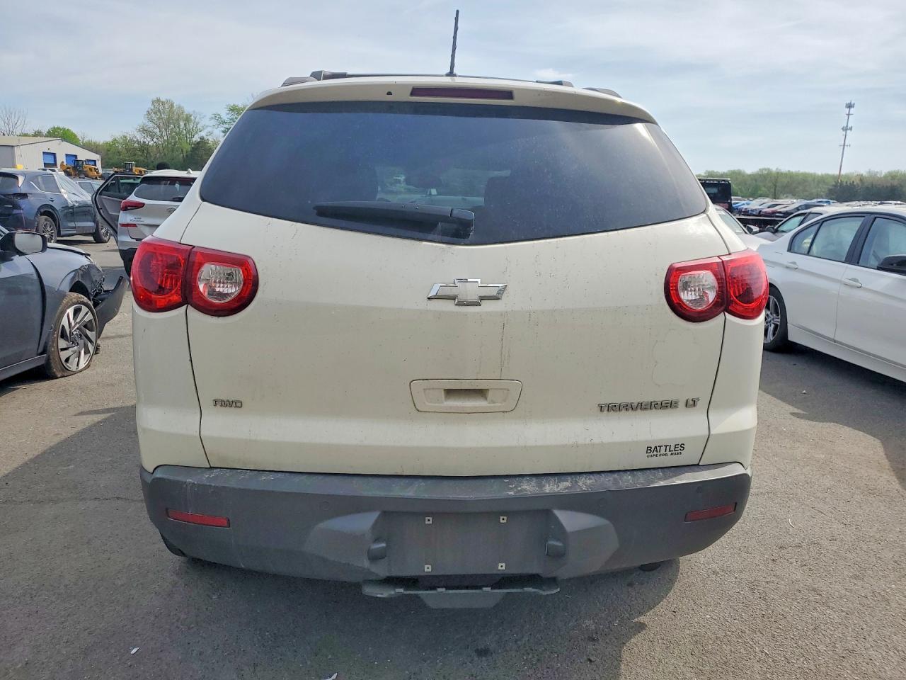 2011 Chevrolet Traverse Lt - Фото 6