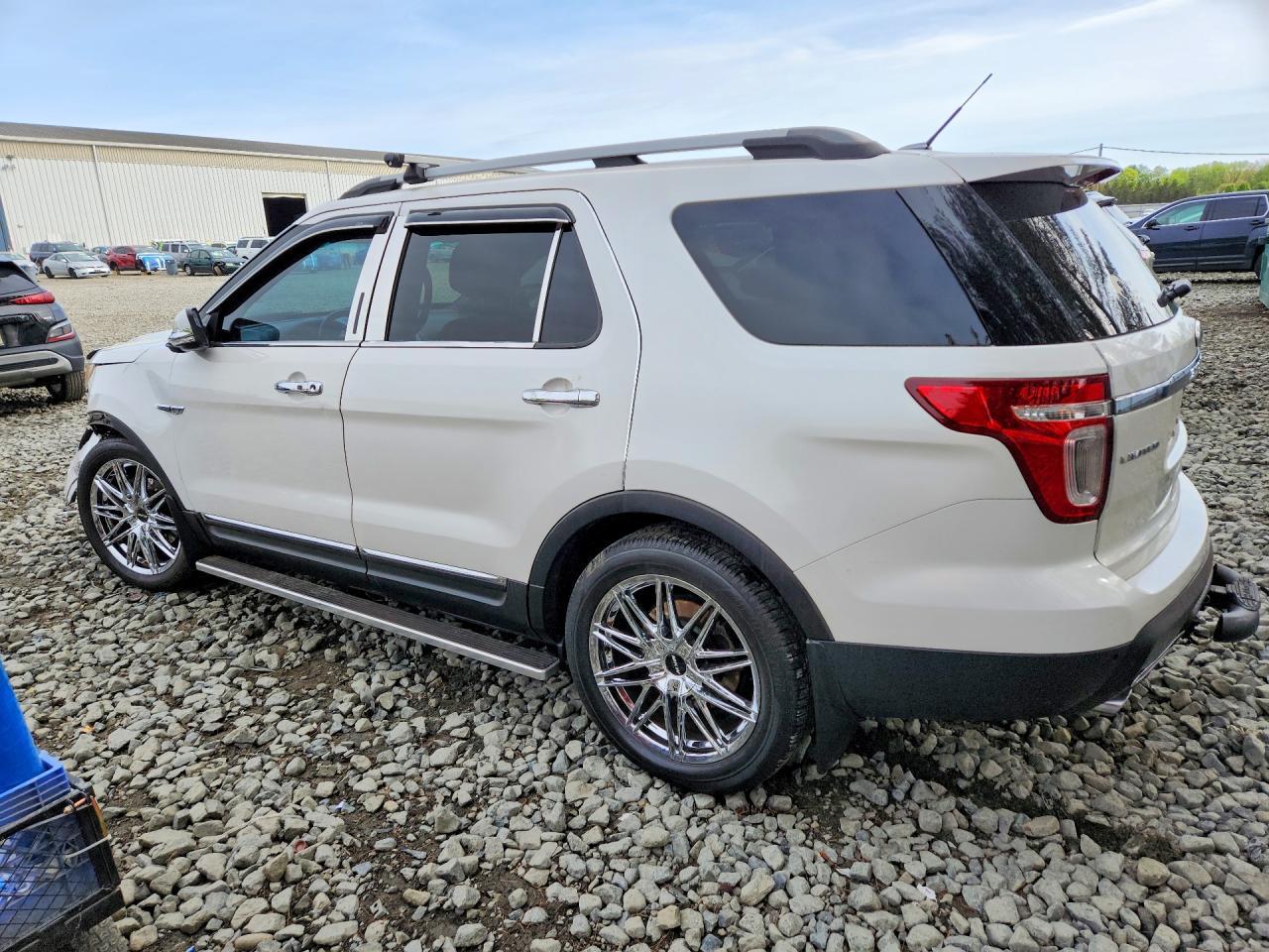 2011 Ford Explorer Limited - Image 2