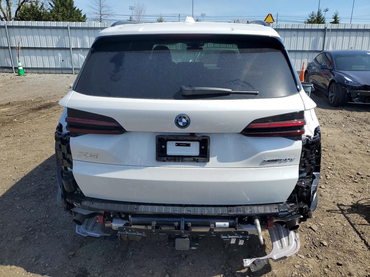 2026 BMW X5 xDrive50E - Image 6