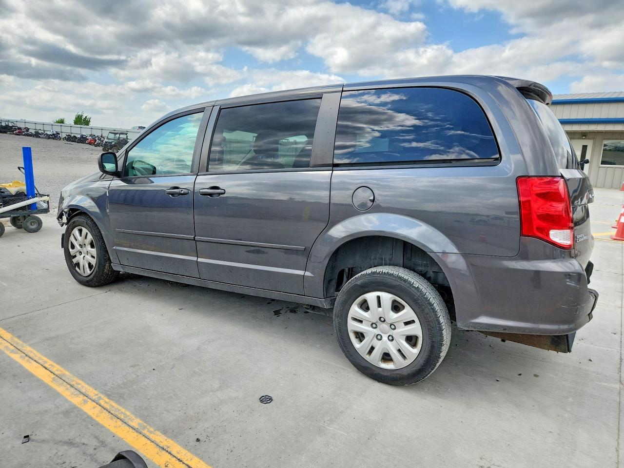 2016 Dodge Grand Caravan Se - Фото 2