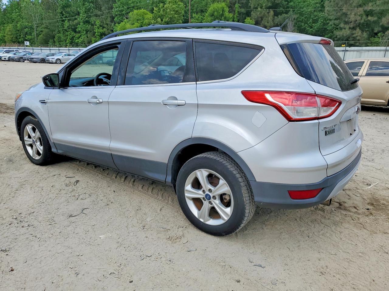 2013 Ford Escape - Фото 2