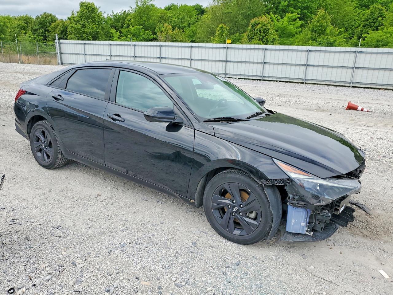 2021 Hyundai Elantra Sel - Фото 4