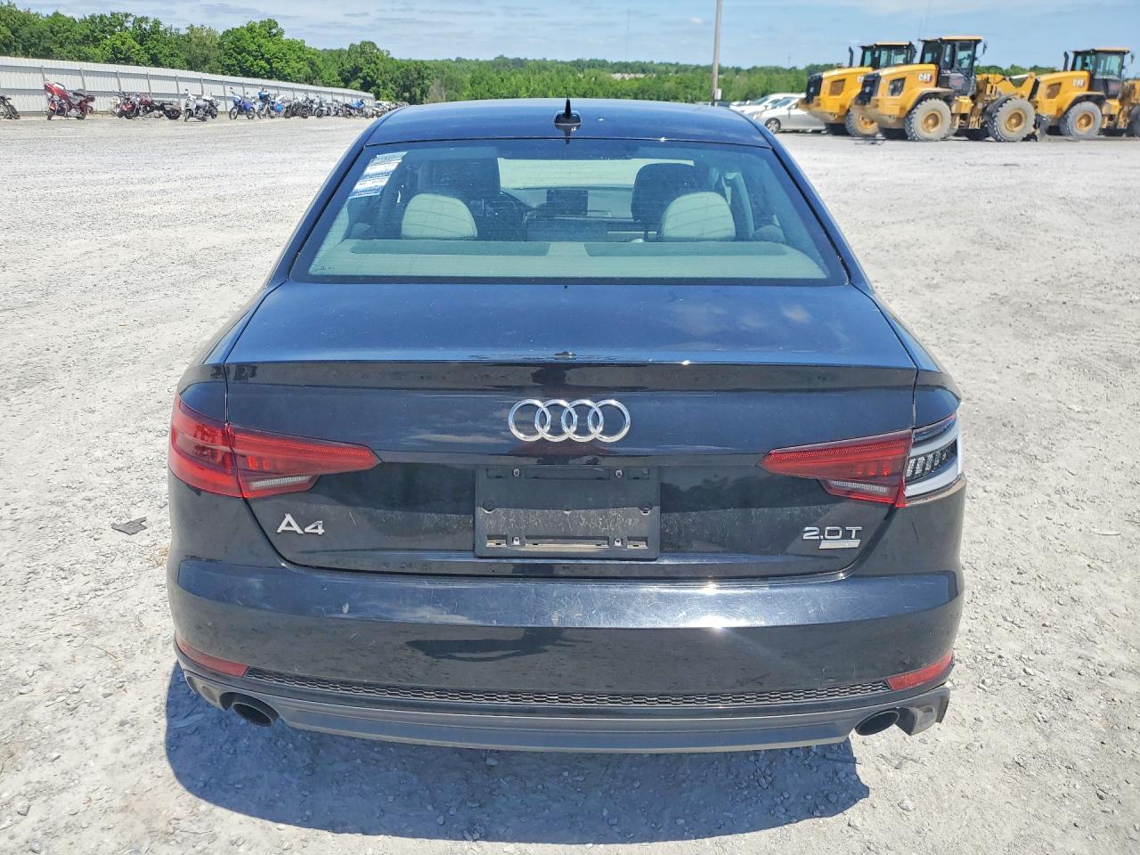 2018 Audi A4 Premium - Фото 6