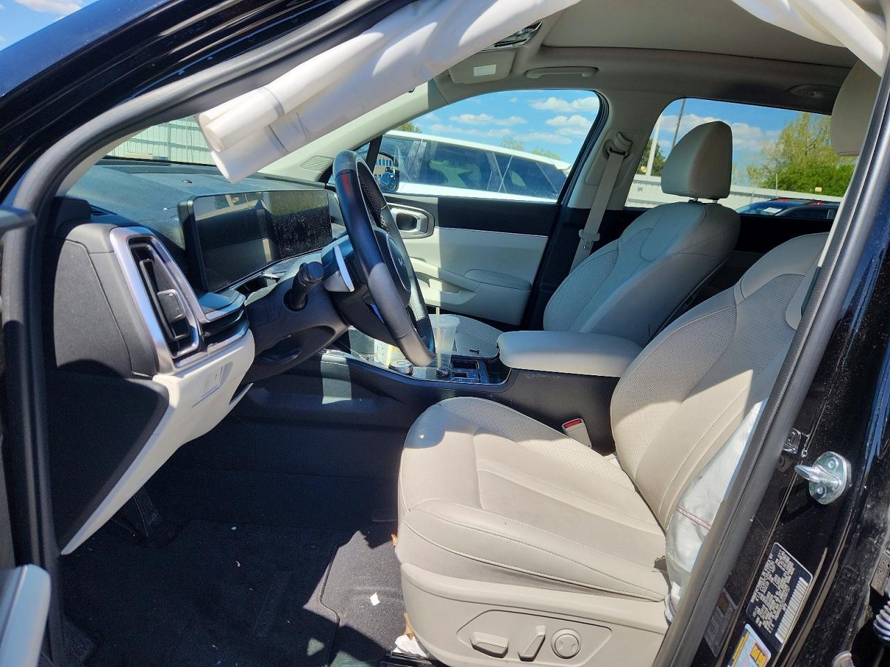2025 Kia Sorento Ex - Image 7