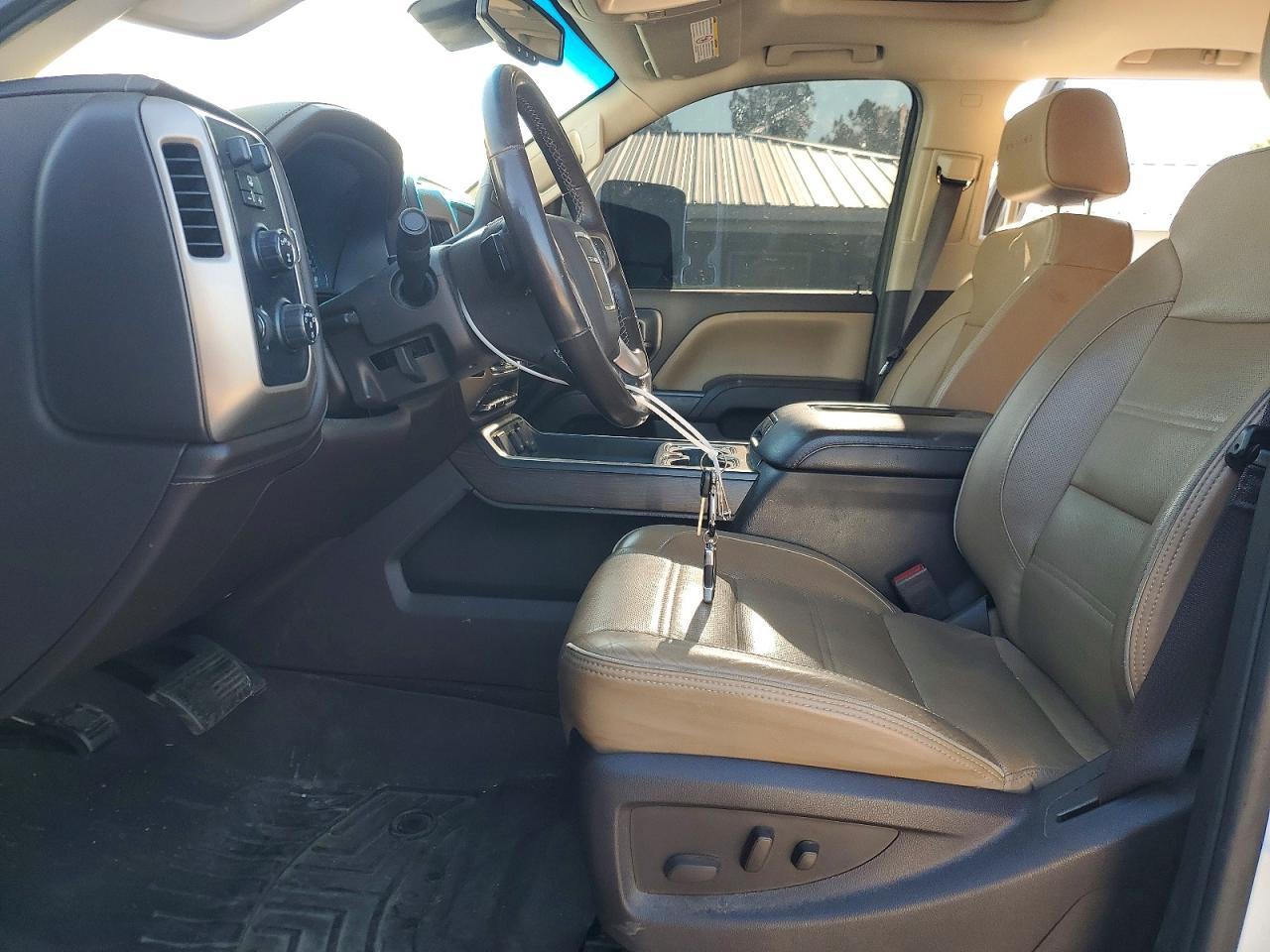 2017 GMC Sierra K2500 Denali - Image 7