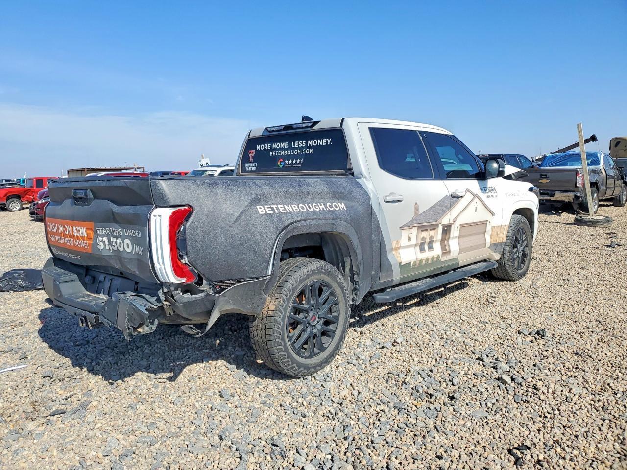 2023 Toyota Tundra Sr5 - Image 3