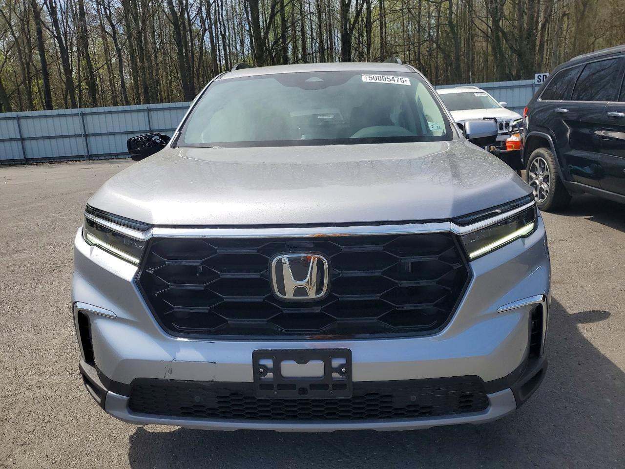 2025 Honda Pilot Touring - Фото 5