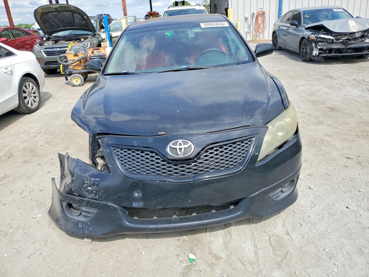 2010 Toyota Camry Se - Фото 5