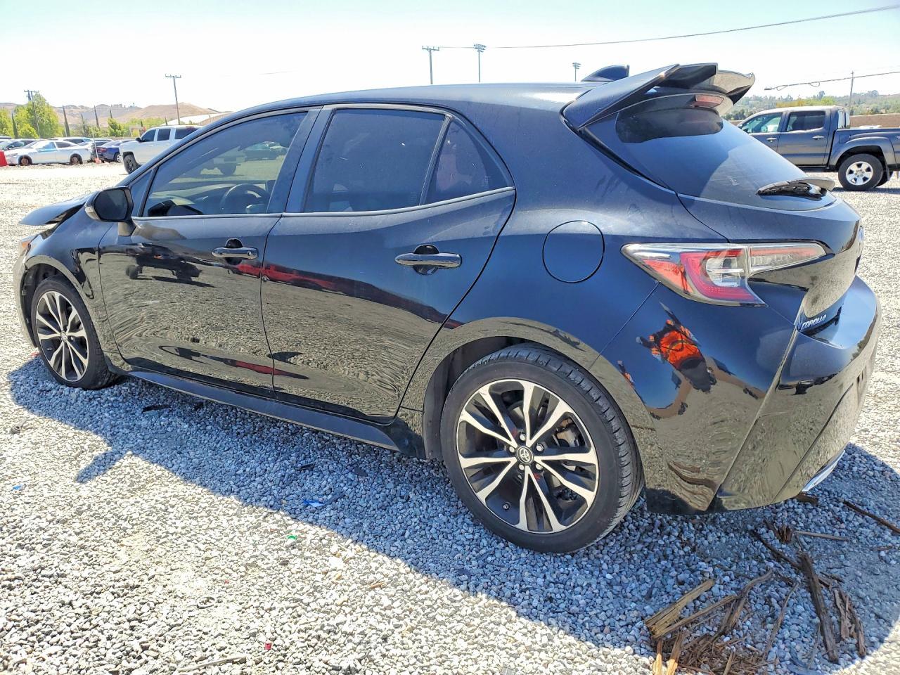 2019 Toyota Corolla Hatchback Se - Фото 2