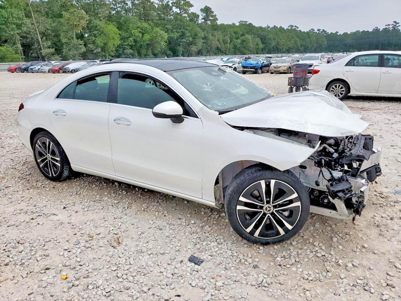 2025 Mercedes-Benz Cla 250 - Image 4