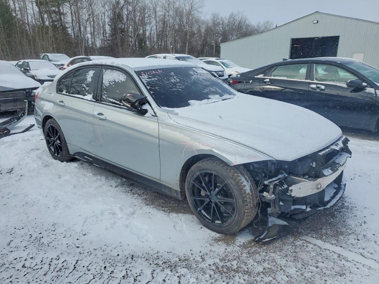 2016 BMW 340 Xi - Фото 4