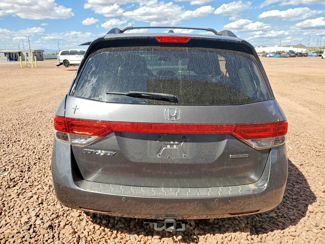 2014 Honda Odyssey Touring - Image 6