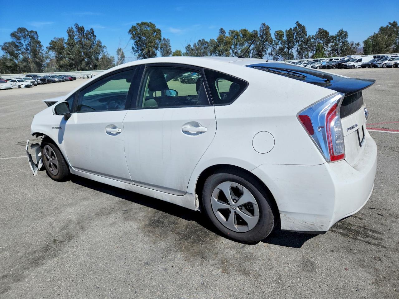 2012 Toyota Prius Two - Фото 2