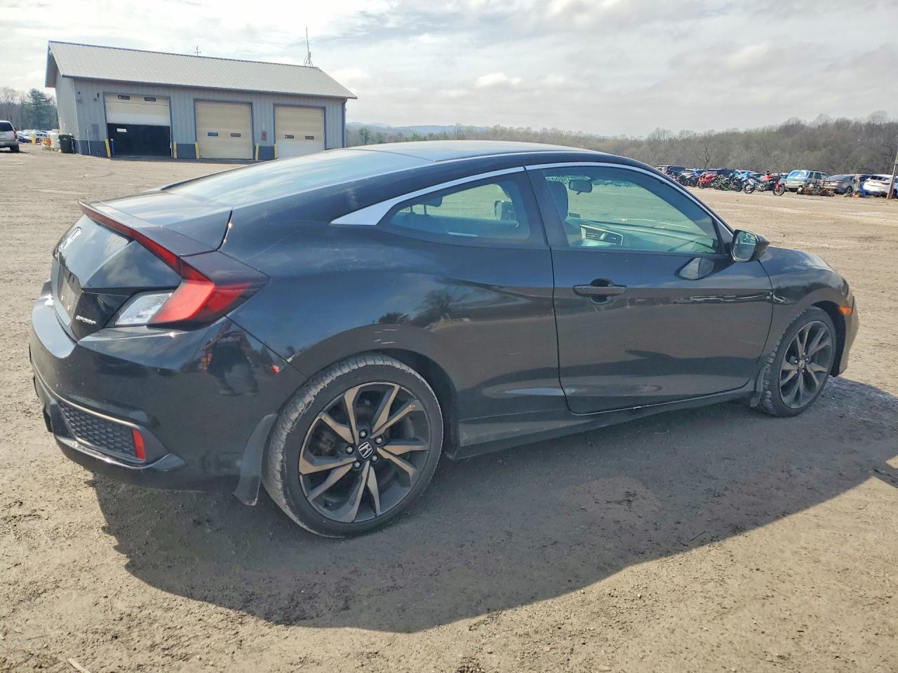 2019 Honda Civic Sport - Image 3