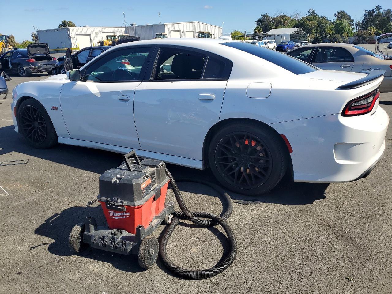 2020 Dodge Charger Scat Pack - Фото 2