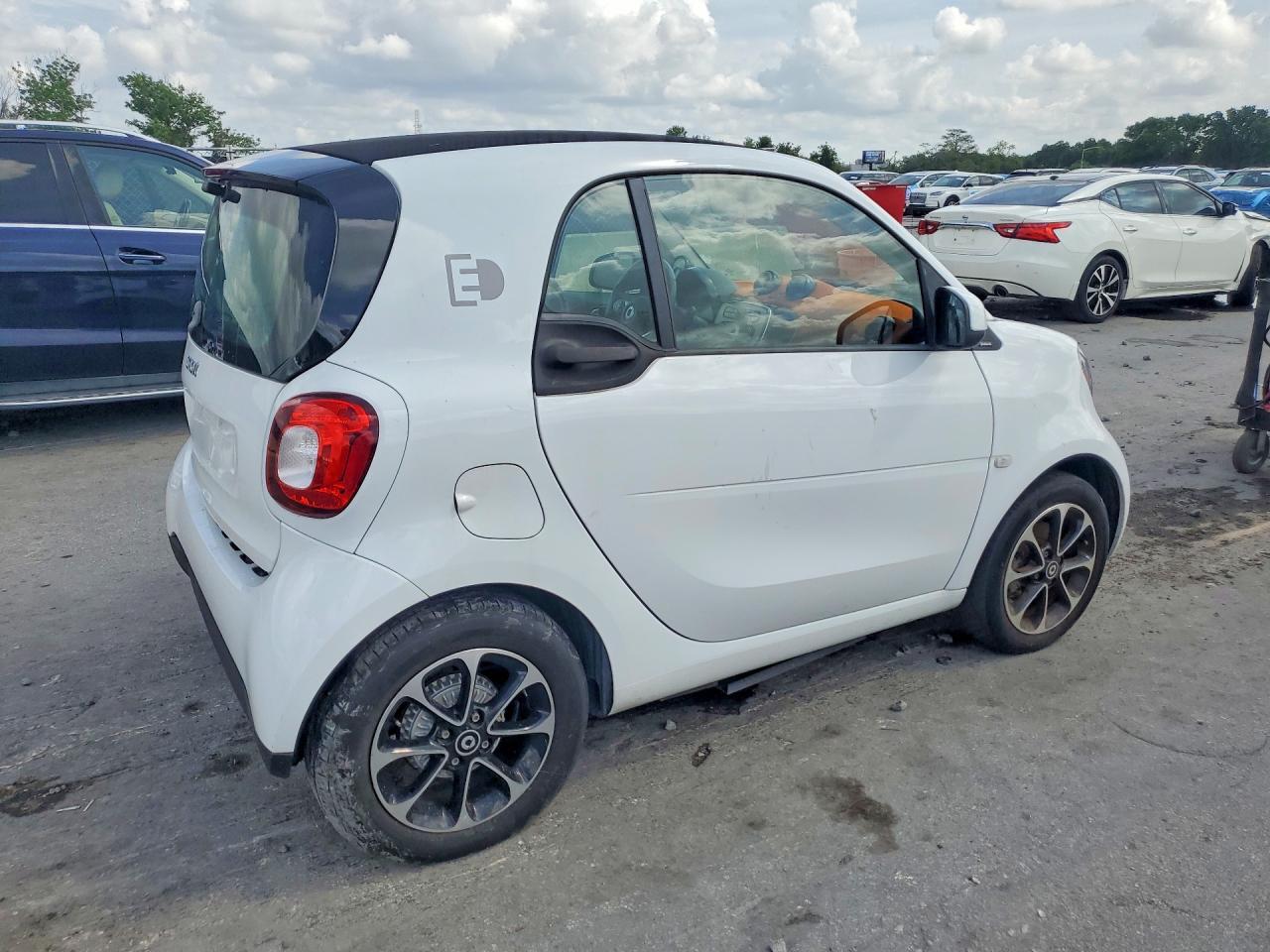 2017 Smart Fortwo - Фото 3