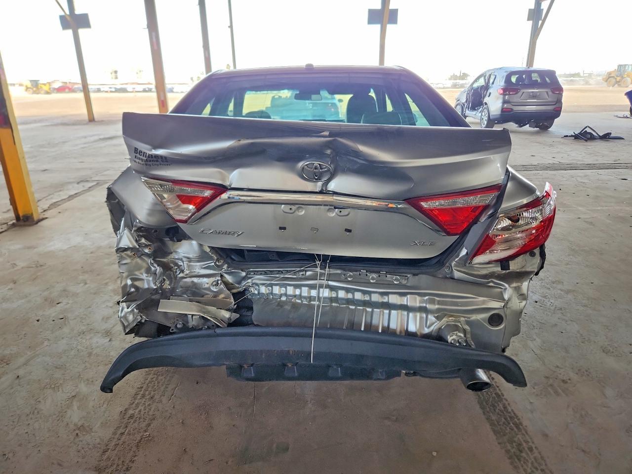 2016 Toyota Camry Xle - Image 6