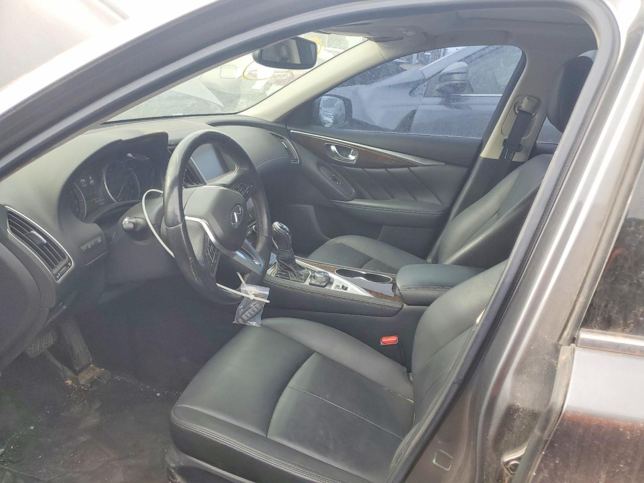2018 Infiniti Q50 3.0T Luxe - Image 7