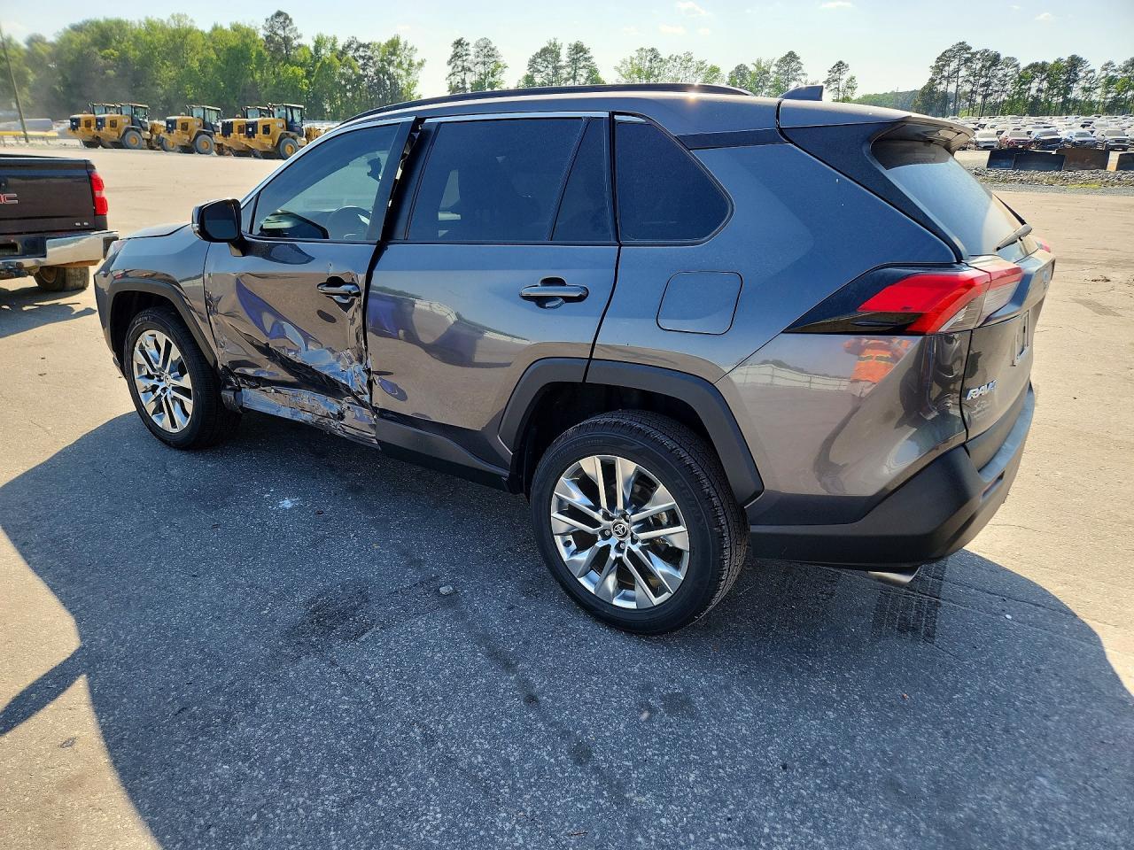 2021 Toyota Rav4 Xle Premium - Image 2