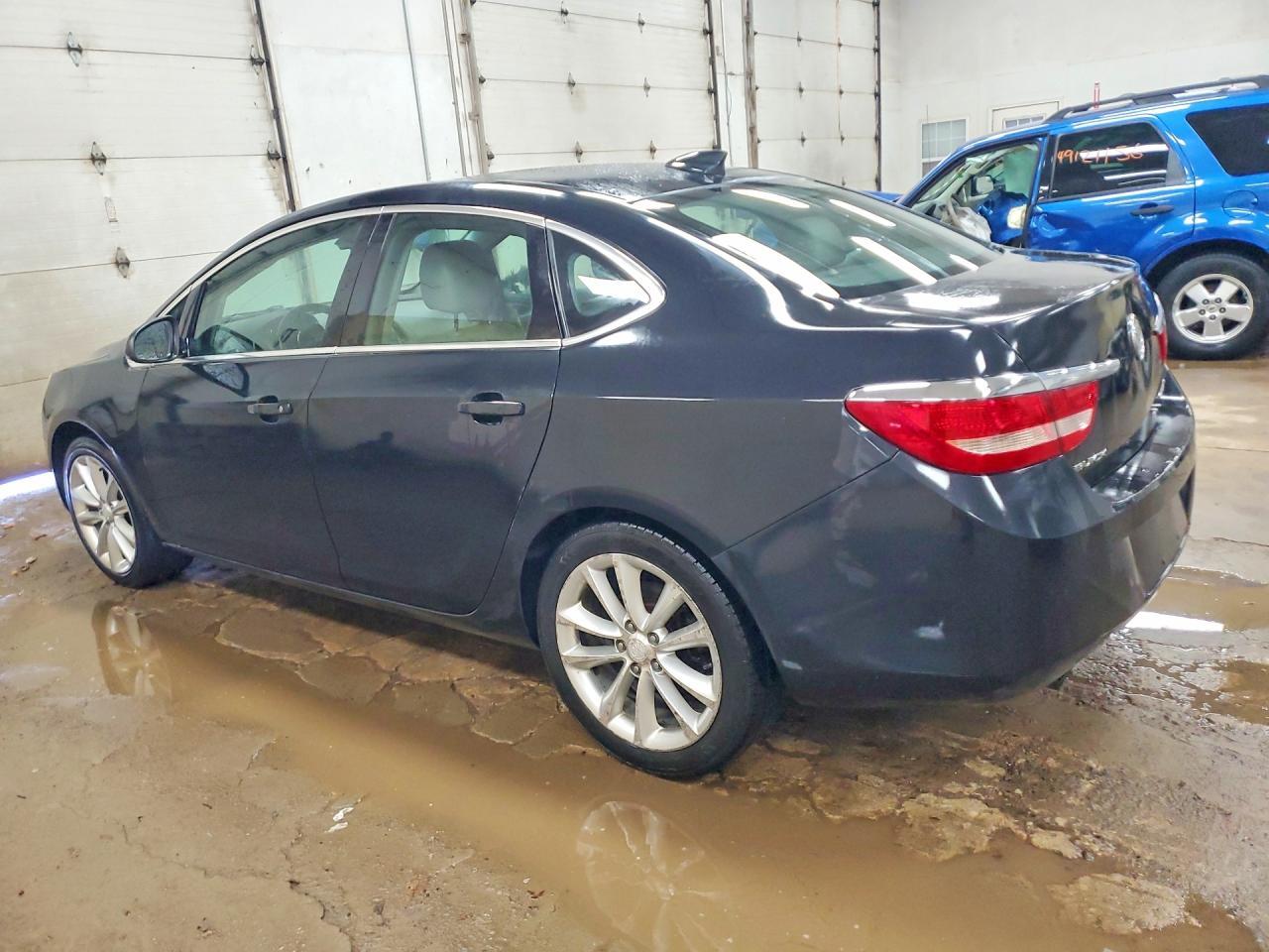 2015 Buick Verano - Фото 2