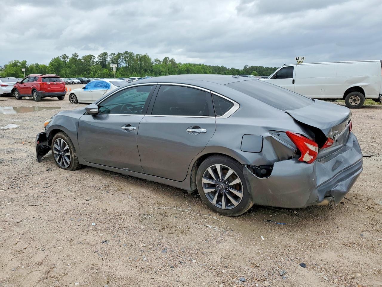 2017 Nissan Altama - Фото 2