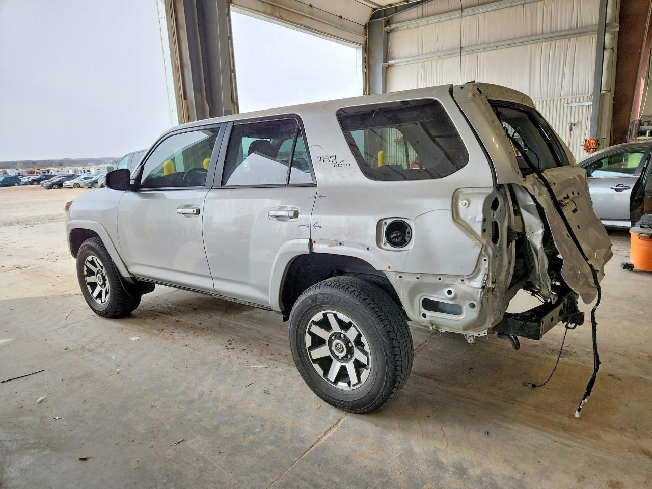 2023 Toyota 4Runner Trd Off-Road - Image 2