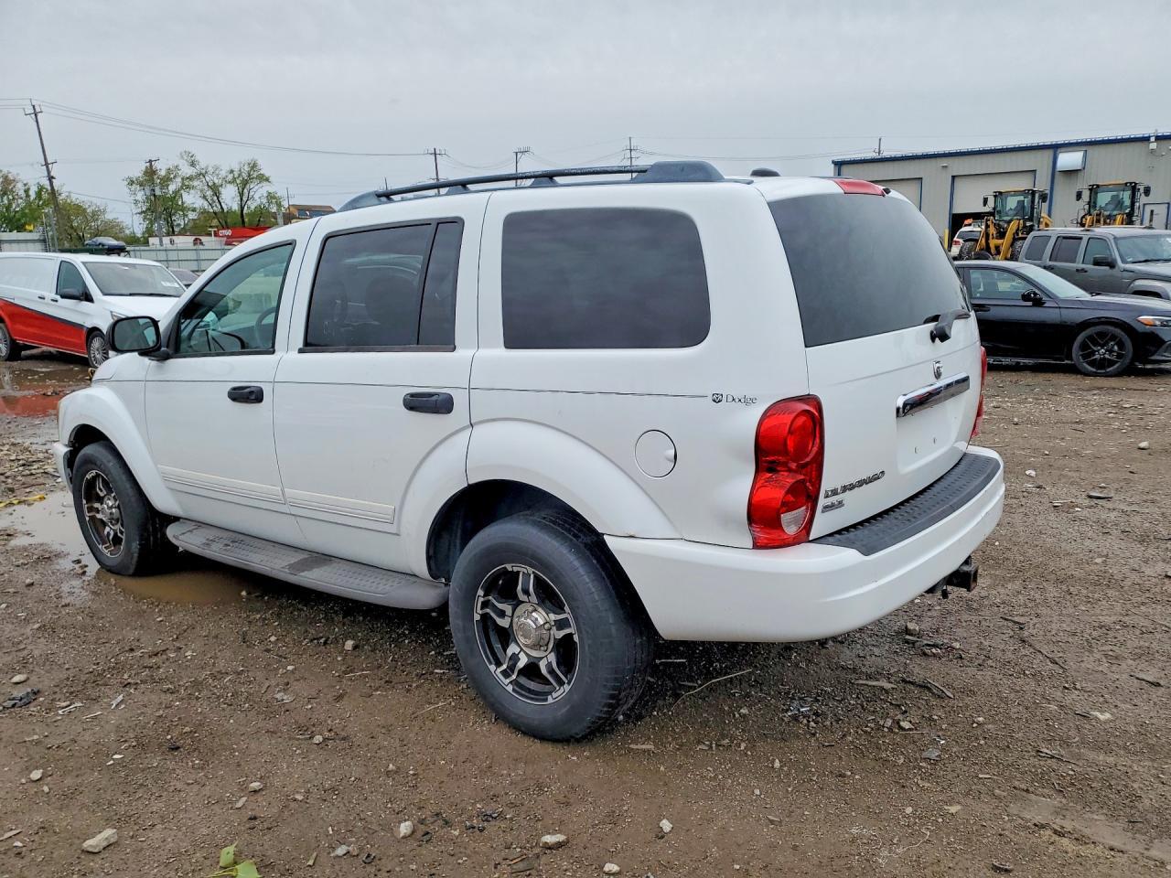 2005 Dodge Durango - Image 2