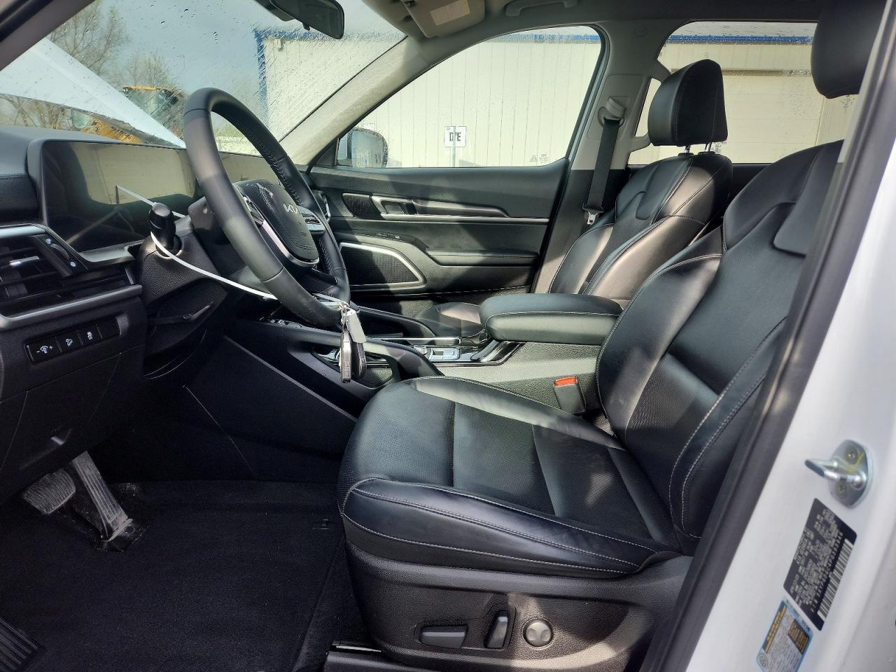 2023 Kia Telluride S - Image 7