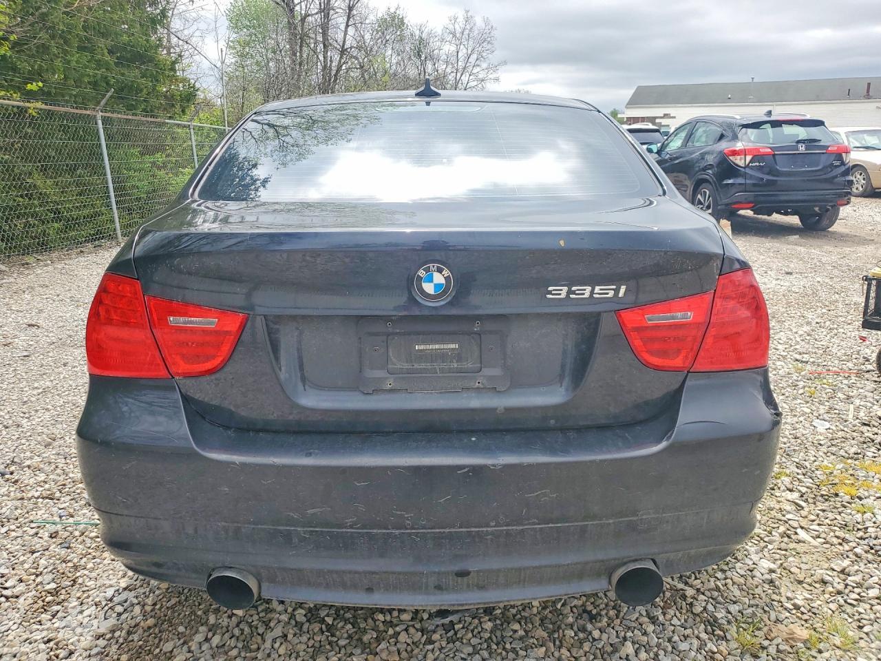 2011 BMW 335 Xi - Фото 6