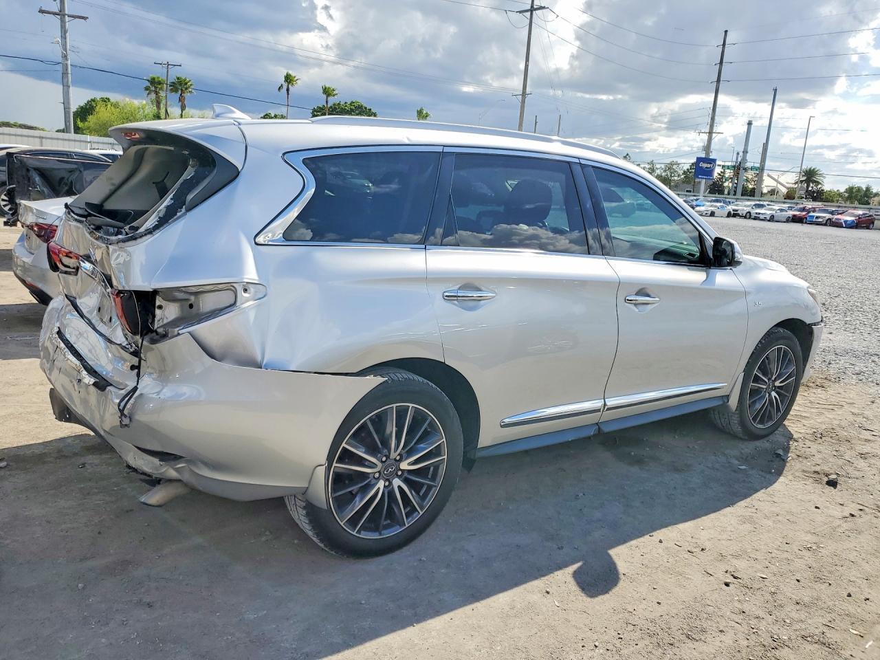 2019 Infiniti Qx60 Luxe - Image 3