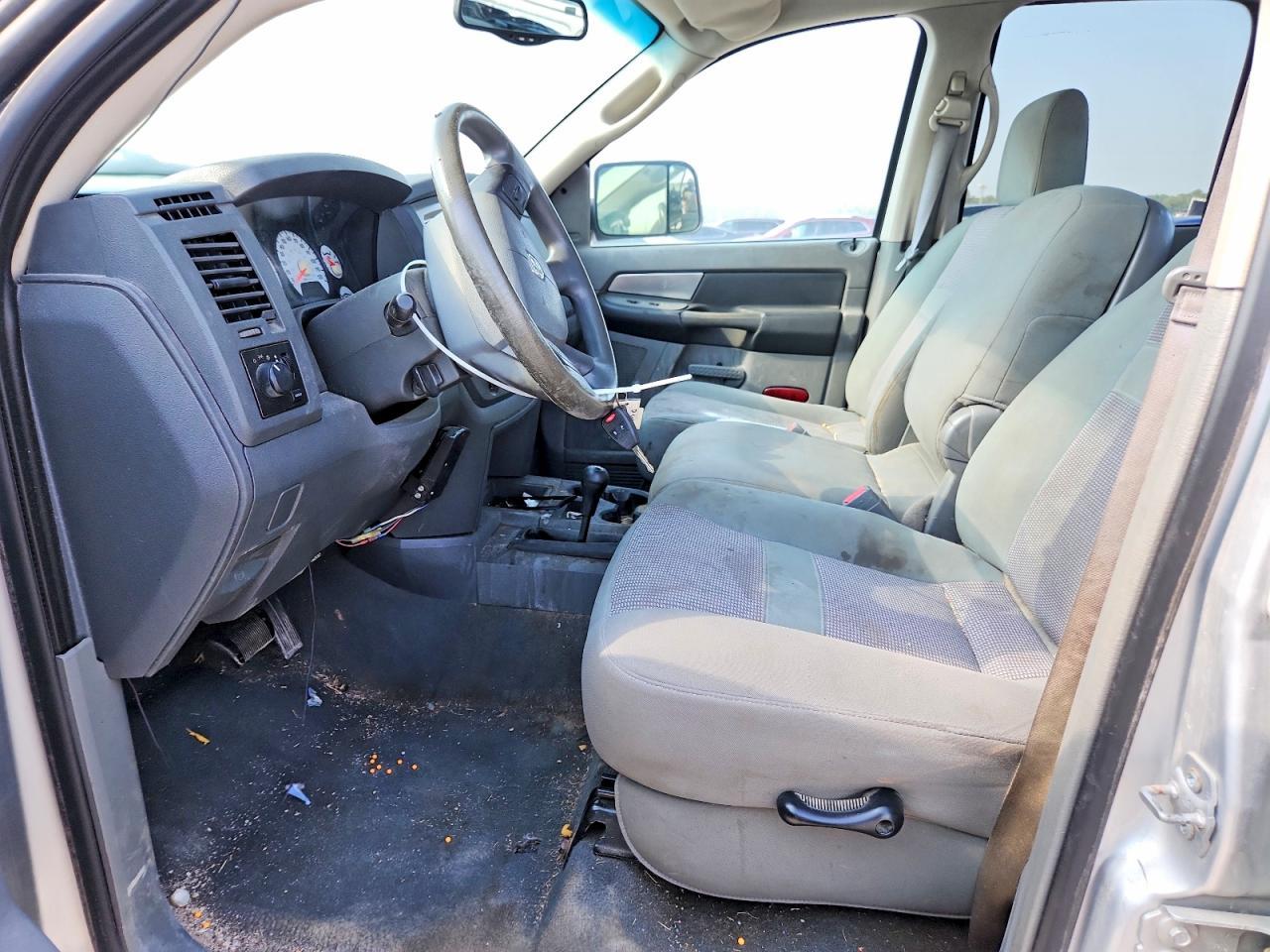 2007 Dodge Ram 2500 St - Image 7