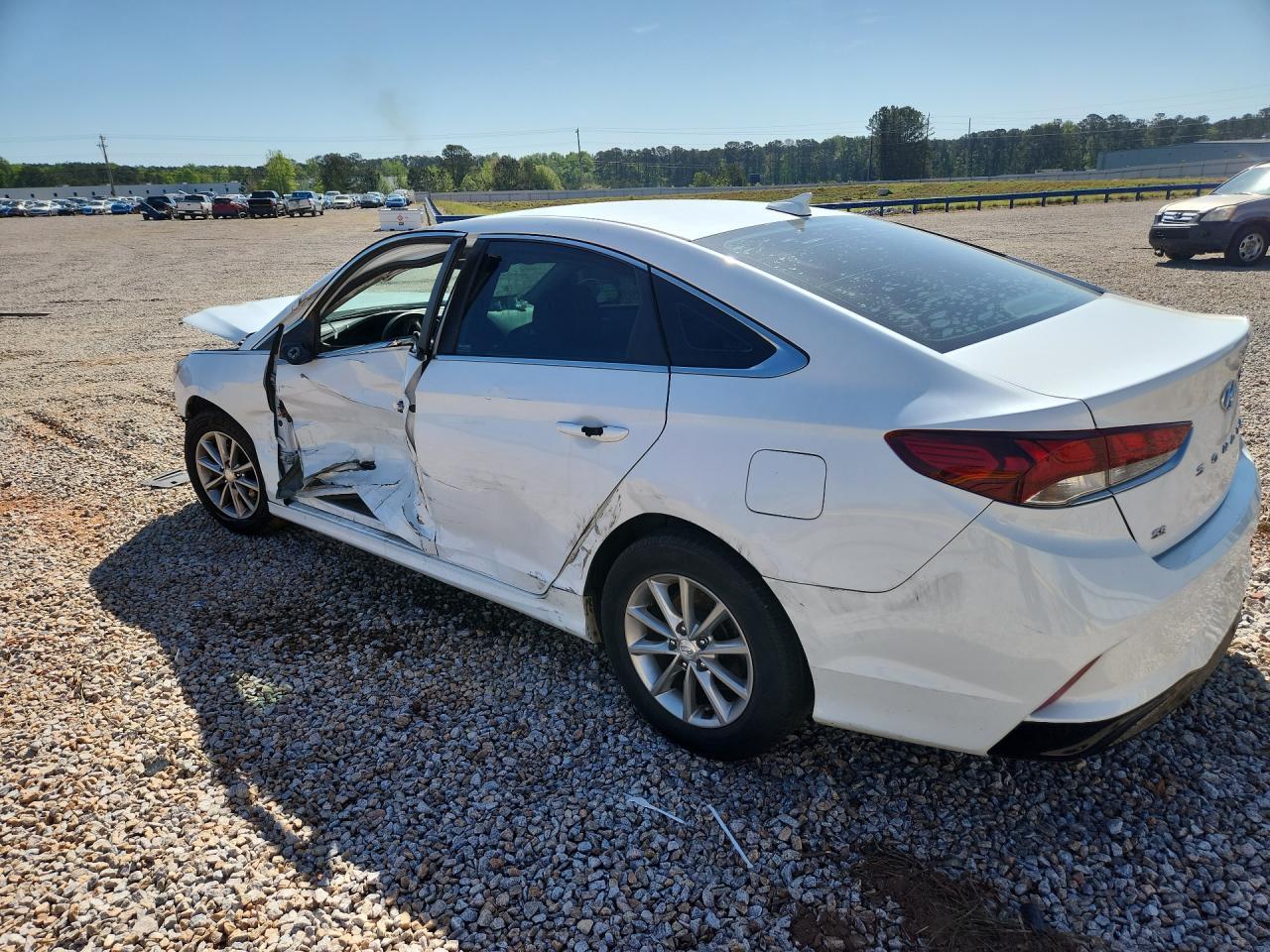 2018 Hyundai Sonata Se - Image 2