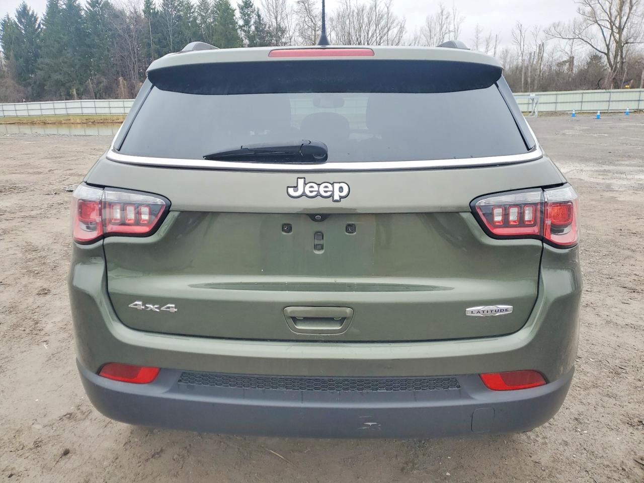 2019 Jeep Compass Latitude - Image 6