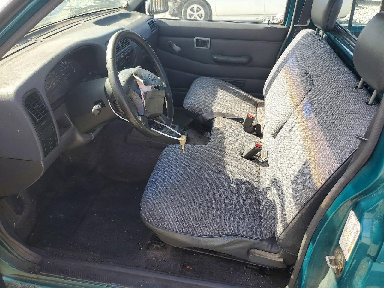 1997 Nissan Truck Base - Фото 7