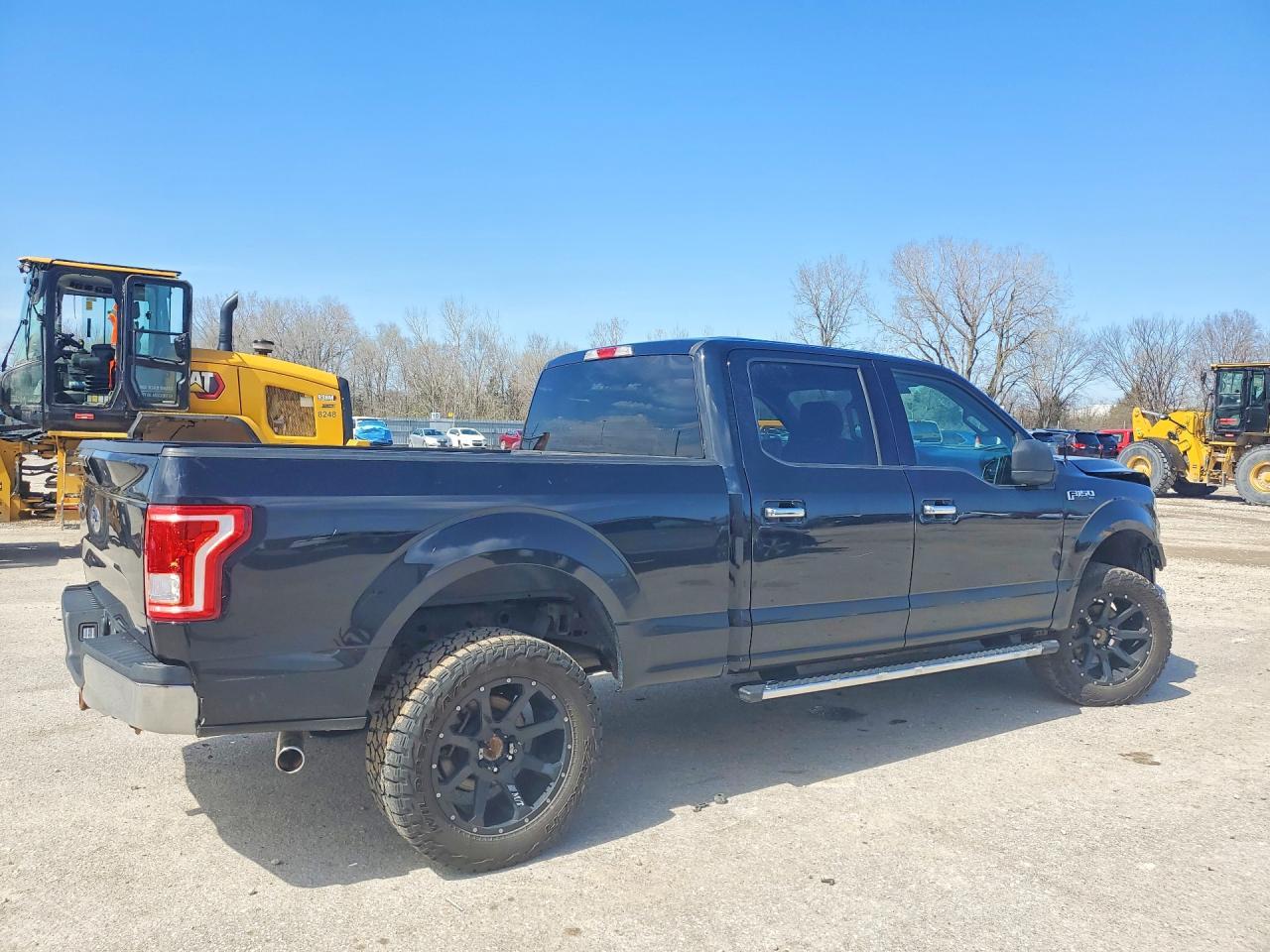 2016 Ford F150 Supercrew - Фото 3