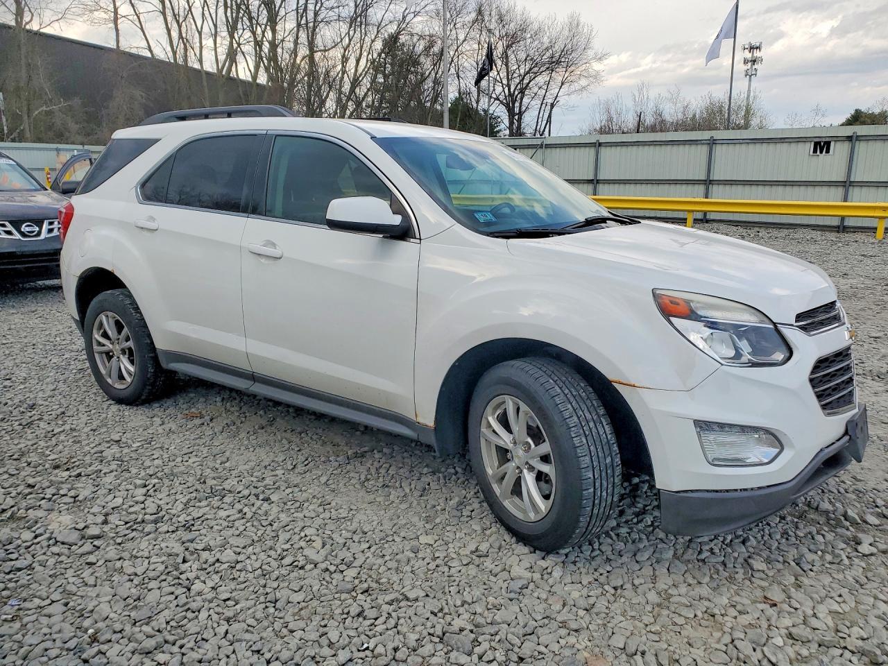 2016 Chevrolet Equinox Lt - Image 4