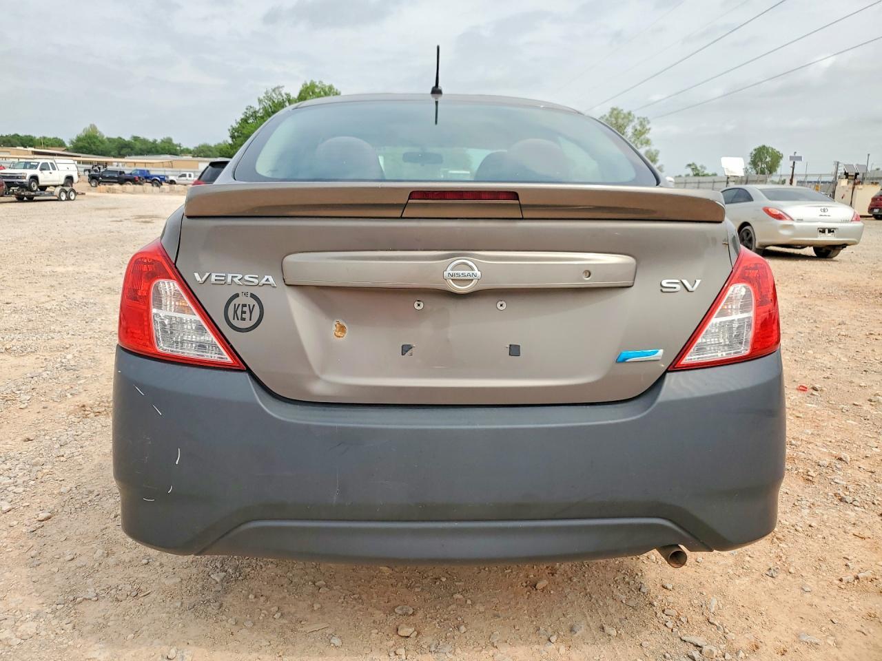 2015 Nissan Versa 1.6 Sv - Image 6