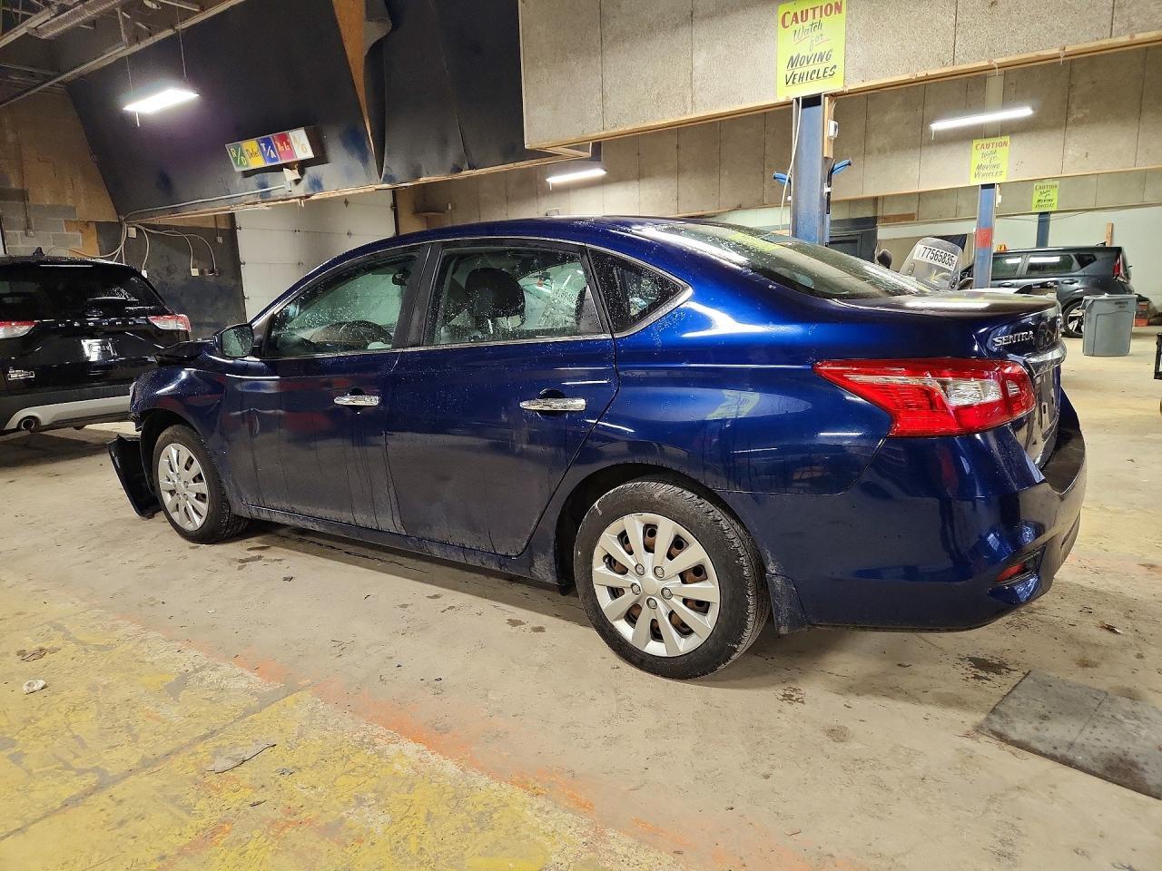 2019 Nissan Sentra S - Фото 2