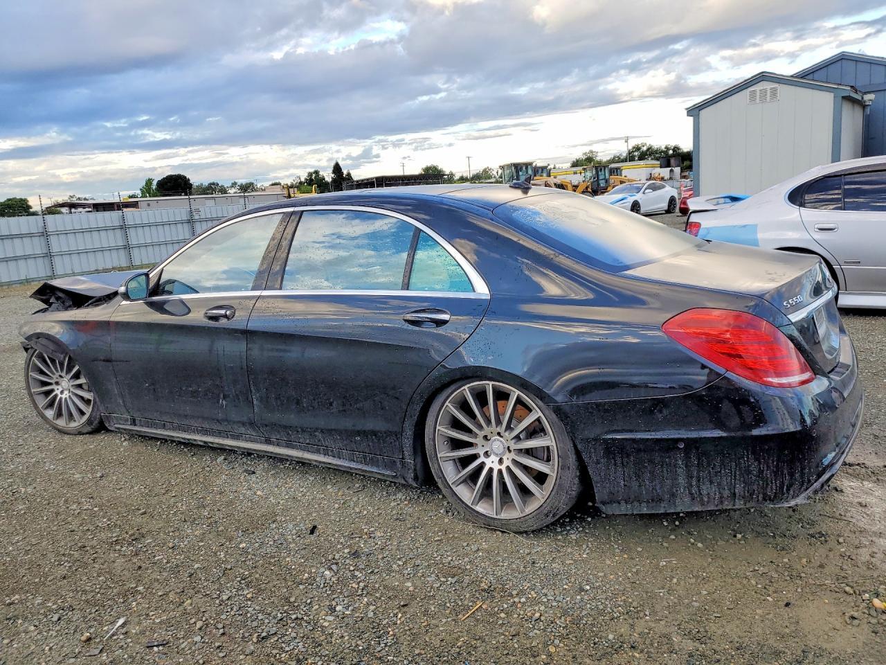 2015 Mercedes-Benz S 550 - Фото 2