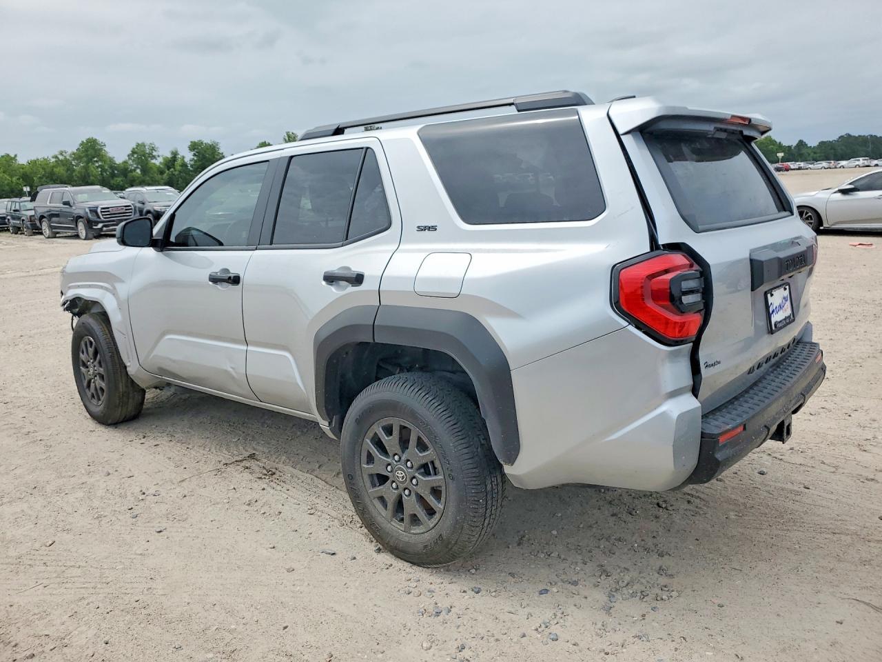2025 Toyota 4Runner Sr5 - Фото 2