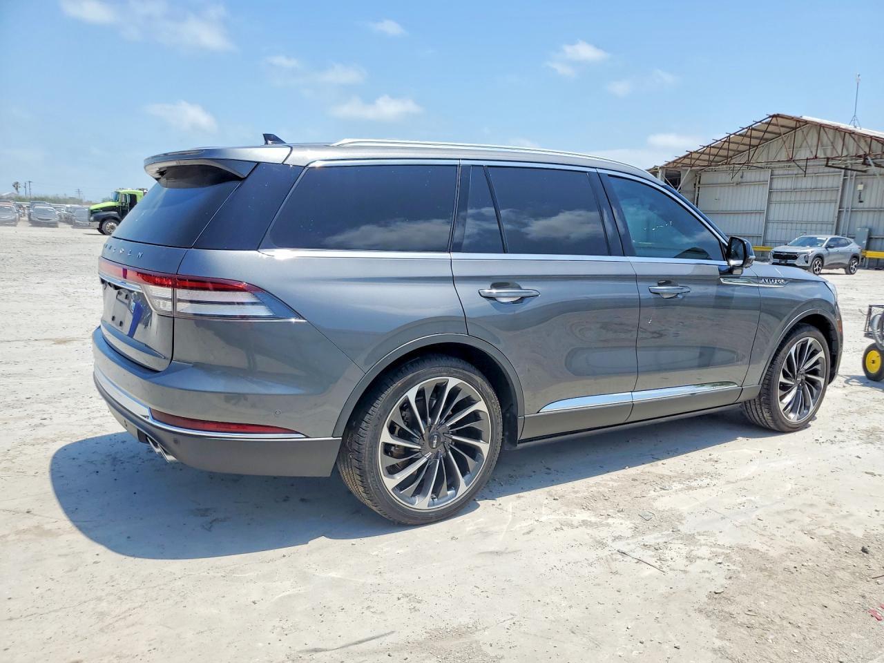 2024 Lincoln Aviator Reserve - Фото 3